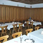 德纳恩格尔旅馆 酒店